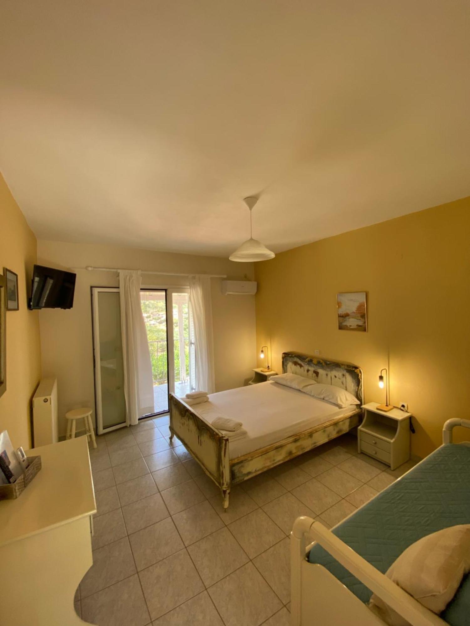 Myrtos Hotel Divarata Екстер'єр фото